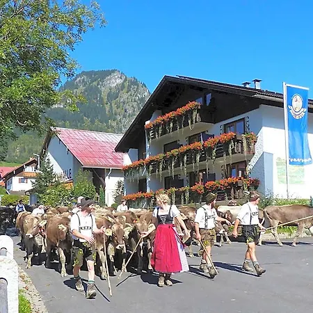 Hotel Amadeus - Inclusive Skipass Und Vieles Mehr Bad Hindelang